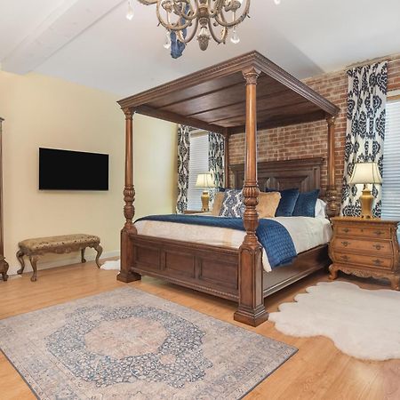 Beland Mansion-Royal Crown Suite! Форт-Смит Экстерьер фото