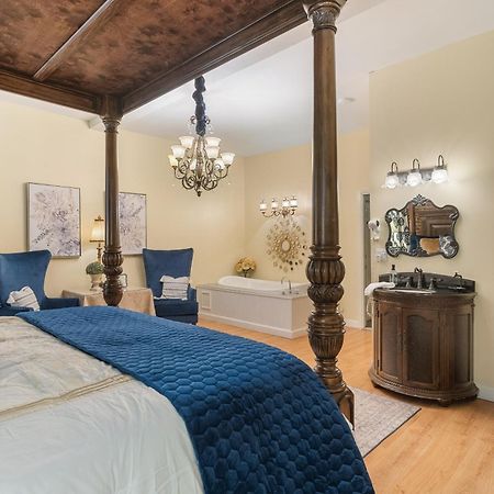 Beland Mansion-Royal Crown Suite! Форт-Смит Экстерьер фото
