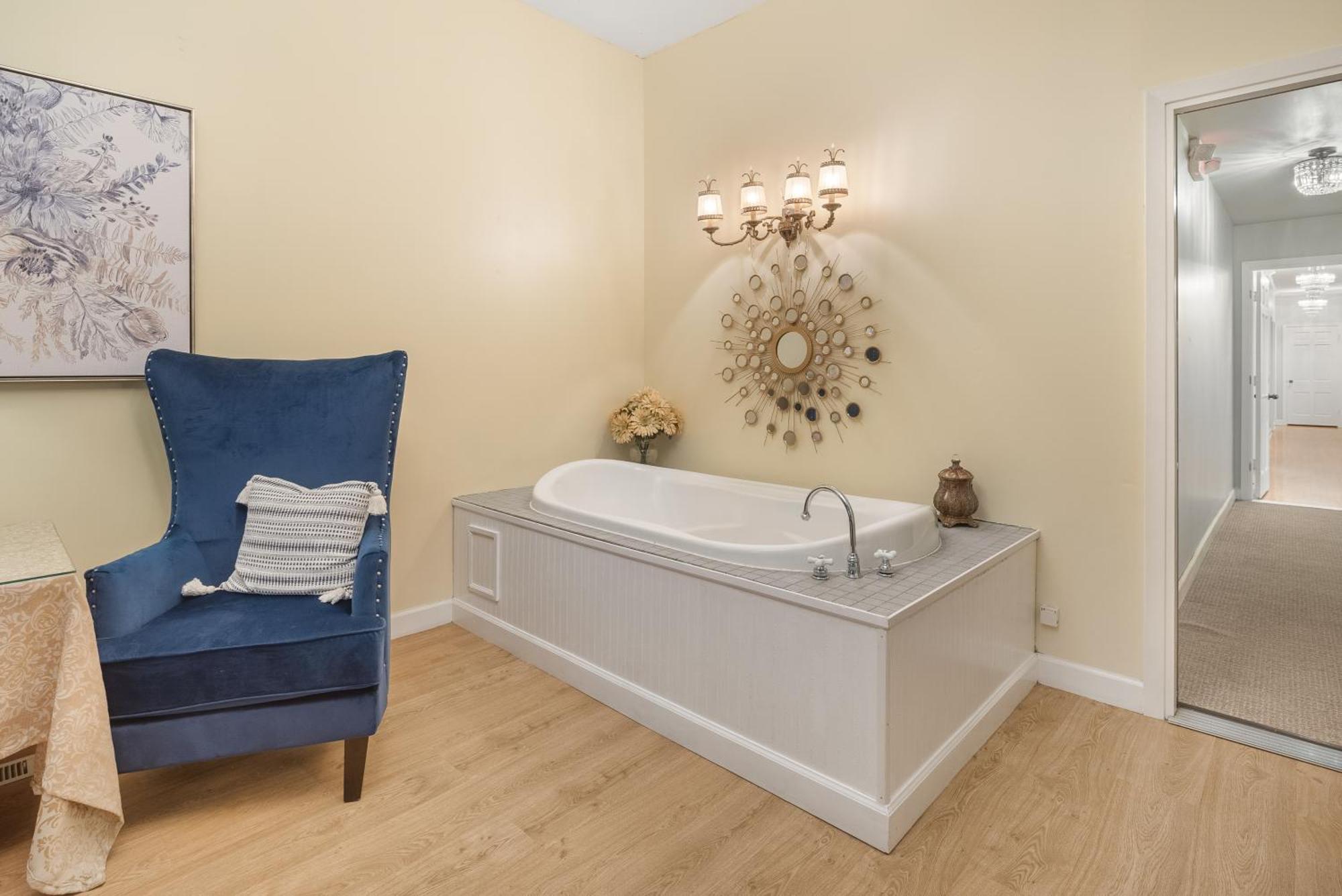 Beland Mansion-Royal Crown Suite! Форт-Смит Экстерьер фото